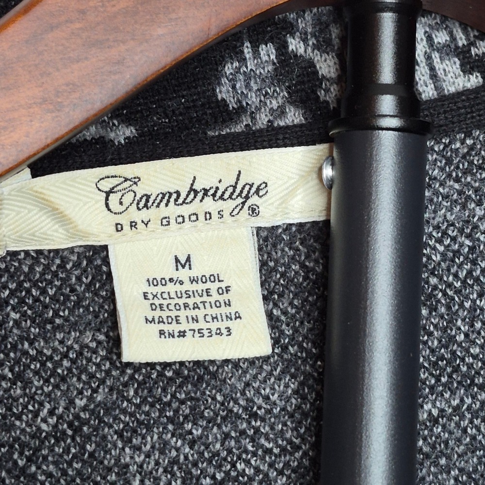 Cambridge Dry Goods 100% Wool Paisley Floral Long Cardigan Sweater Duster M Cozy - Picture 8 of 10